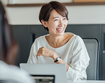 40代に似合うパールイヤーカフの選び方